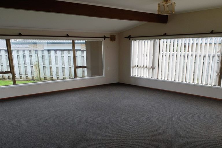 Photo of property in 16a Warriston Avenue, Waiuku, 2123