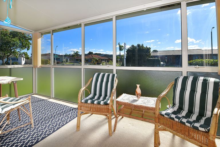 Photo of property in 36 Lakeside Drive, Pahurehure, Papakura, 2113