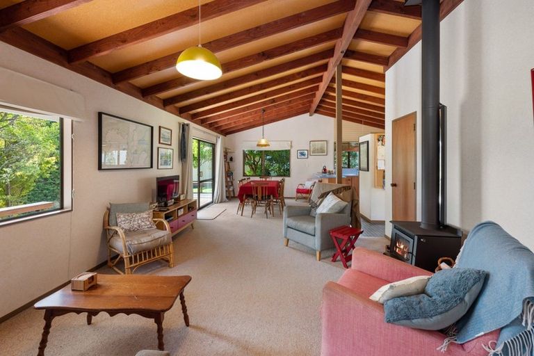 Photo of property in 66 Kinloch Road, Kinloch, Taupo, 3377