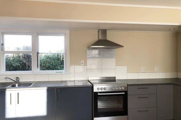 Photo of property in 46 Curletts Road, Sockburn, Christchurch, 8042