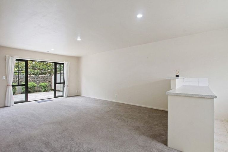 Photo of property in Summerset Village, 8/1 Harrison Road, Mount Wellington, Auckland, 1060