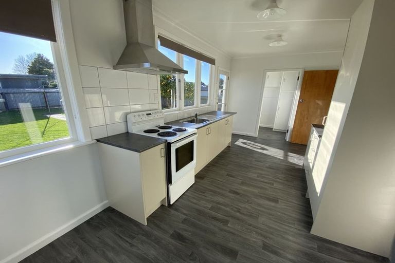 Photo of property in 17 White Street, Taradale, Napier, 4112