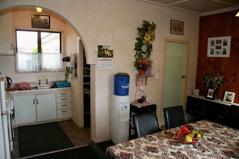 Photo of property in 186 Hakanoa Street, Huntly, 3700