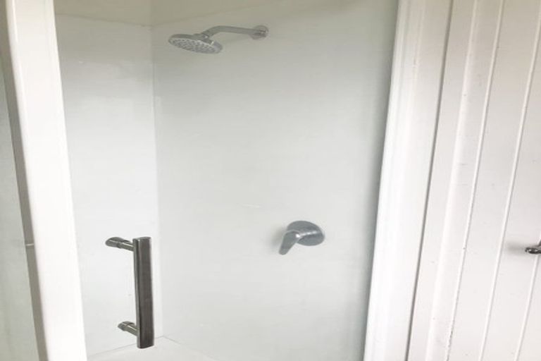 Photo of property in 19 Hadfield Terrace, Kelburn, Wellington, 6012