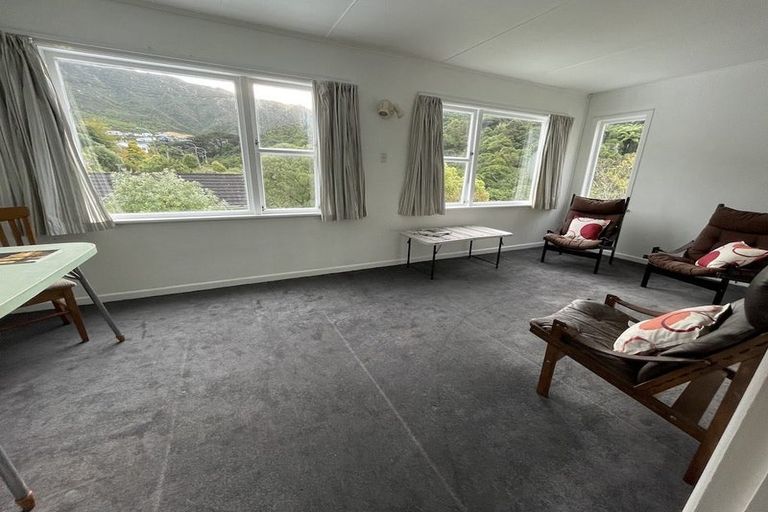 Photo of property in 40 Silverstream Road, Crofton Downs, Wellington, 6035