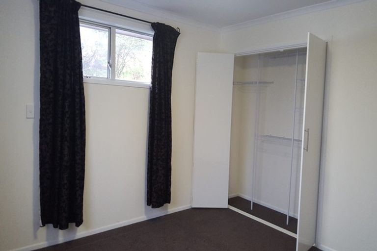 Photo of property in 144 Waimumu Road, Massey, Auckland, 0614