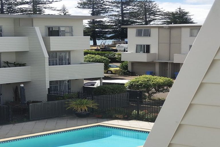 Photo of property in 19/3 Riverside Road, Orewa, 0931