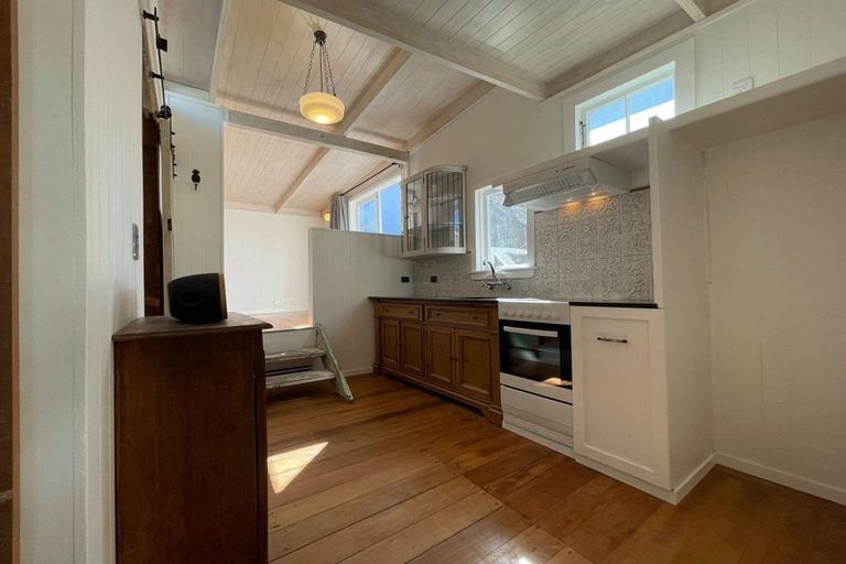 Photo of property in 56 Rewi Street, Torbay, Auckland, 0630