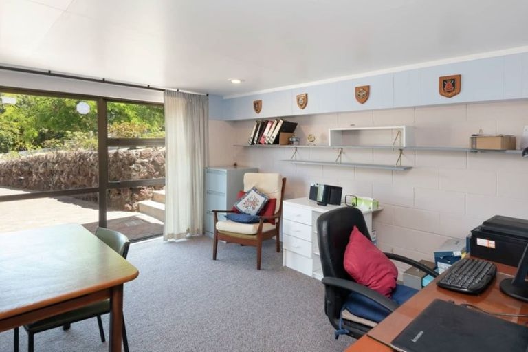 Photo of property in 22 Haseler Crescent, Howick, Auckland, 2014