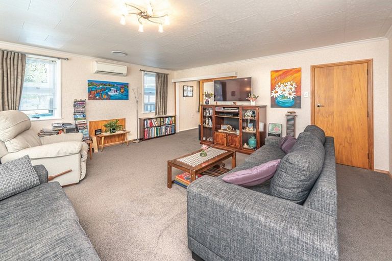 Photo of property in 37 Lewis Avenue, Aramoho, Whanganui, 4500