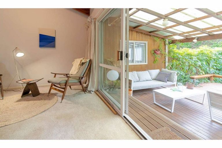 Photo of property in 1 James Kemp Place, Kerikeri, 0230