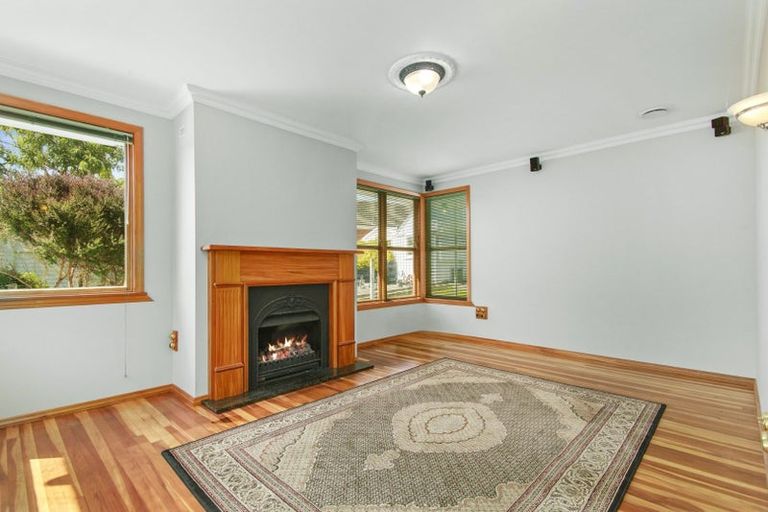 Photo of property in 7 Christopher Way, Paparangi, Wellington, 6037