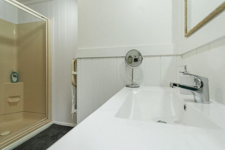 Photo of property in 30 Amokura Drive, Kerikeri, 0230