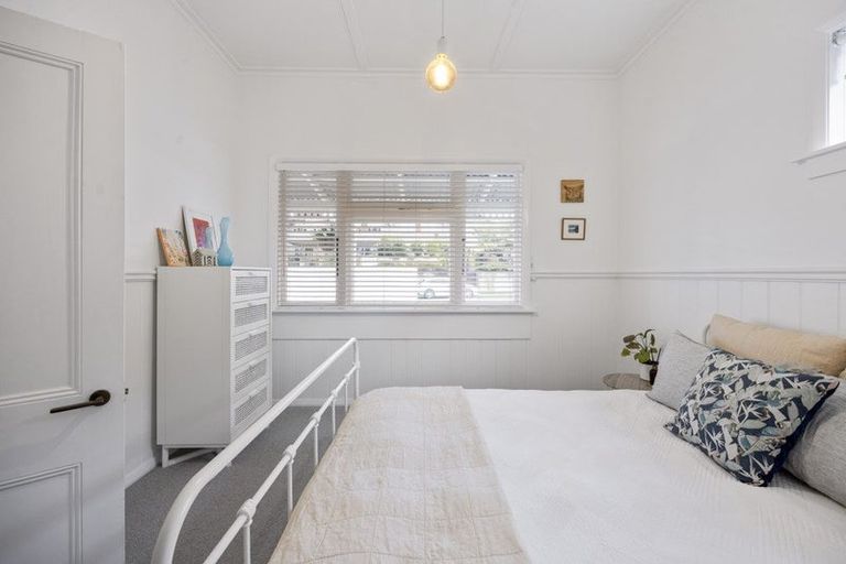 Photo of property in 251a Courtenay Street, Strandon, New Plymouth, 4312