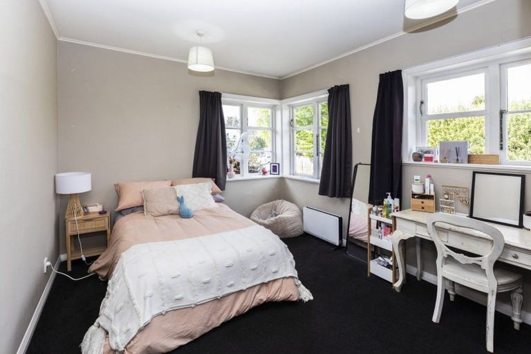 Photo of property in 17 Paeroa Street, Riccarton, Christchurch, 8041