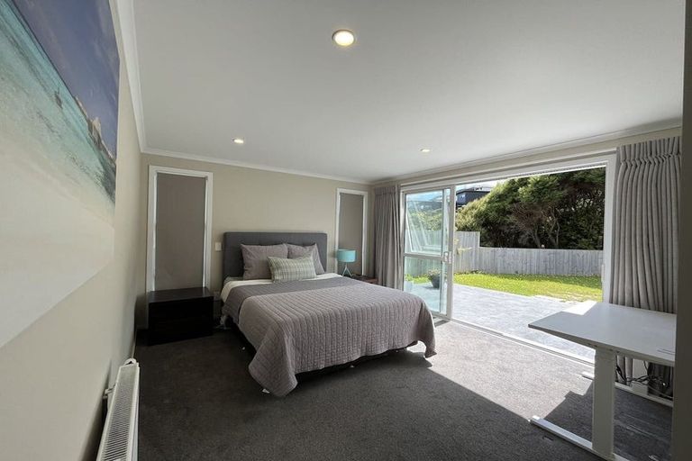 Photo of property in 18 Banks Boulevard, Whitby, Porirua, 5024