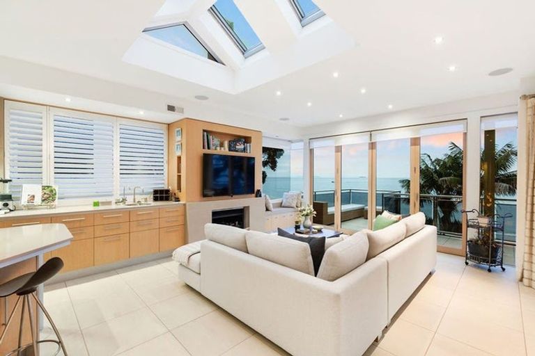 Photo of property in 28 Blomfield Spa, Takapuna, Auckland, 0622