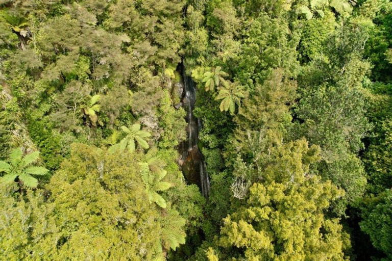 Photo of property in 717 Wright Road, Aongatete, 3181