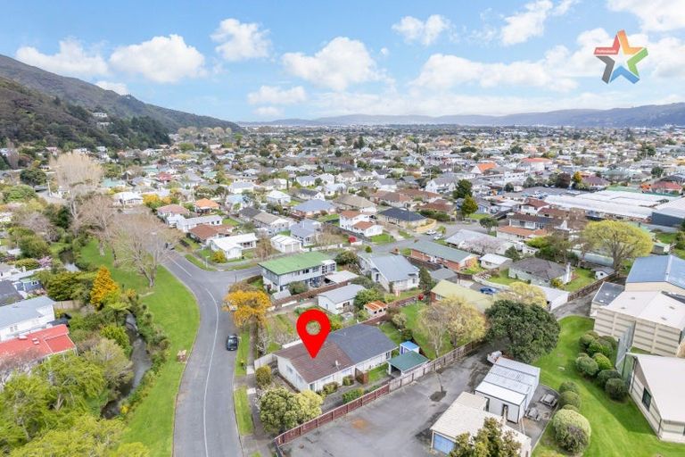 Photo of property in 407a Riverside Drive, Fairfield, Lower Hutt, 5011