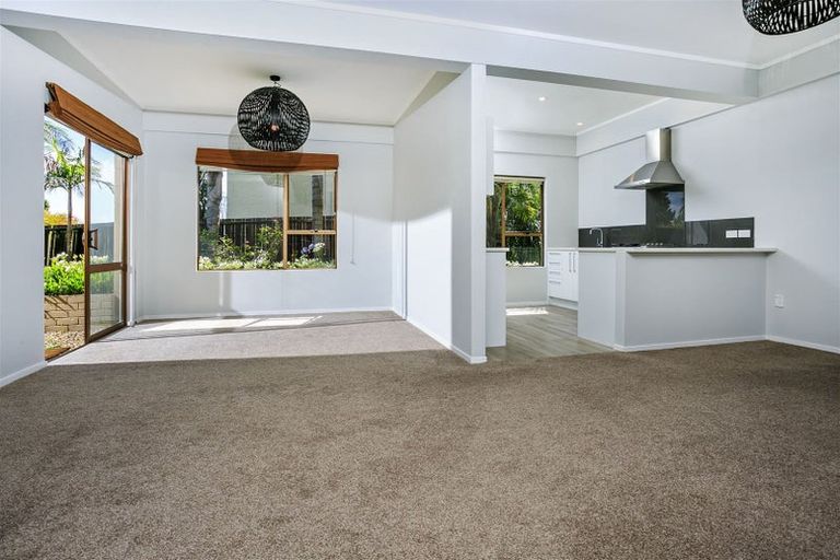 Photo of property in 14 Galaxy Drive, Mairangi Bay, Auckland, 0630