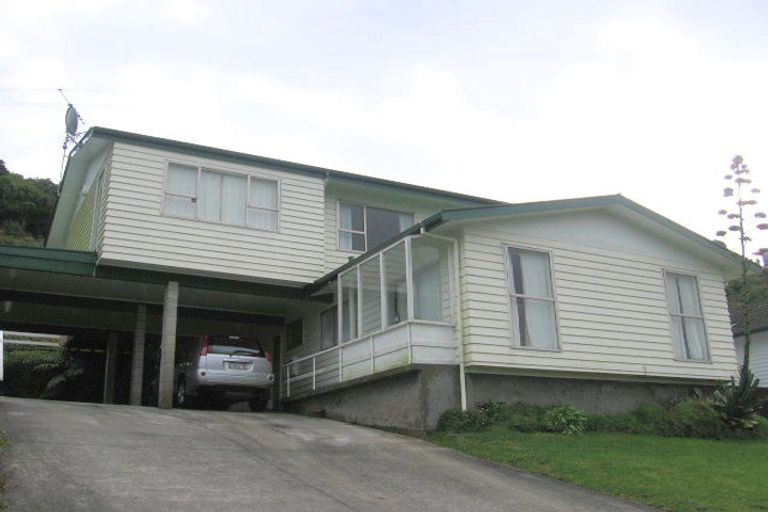 Photo of property in 5 Sita Way, Broadmeadows, Wellington, 6035