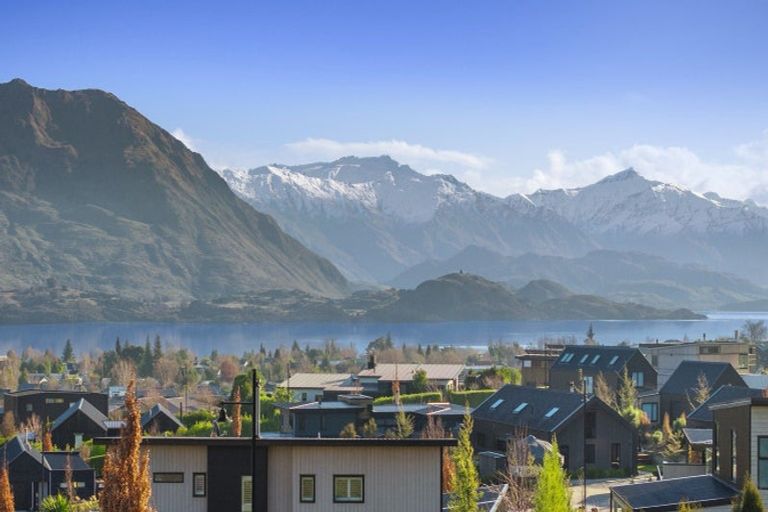 Photo of property in 20 Barclay Place, Wanaka, 9305