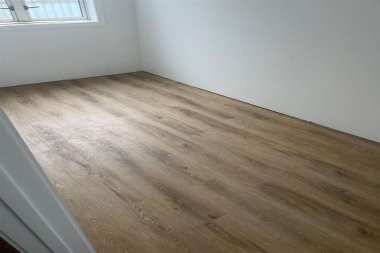 Photo of property in 25 Stitchbird Crescent, Papakura, 2110