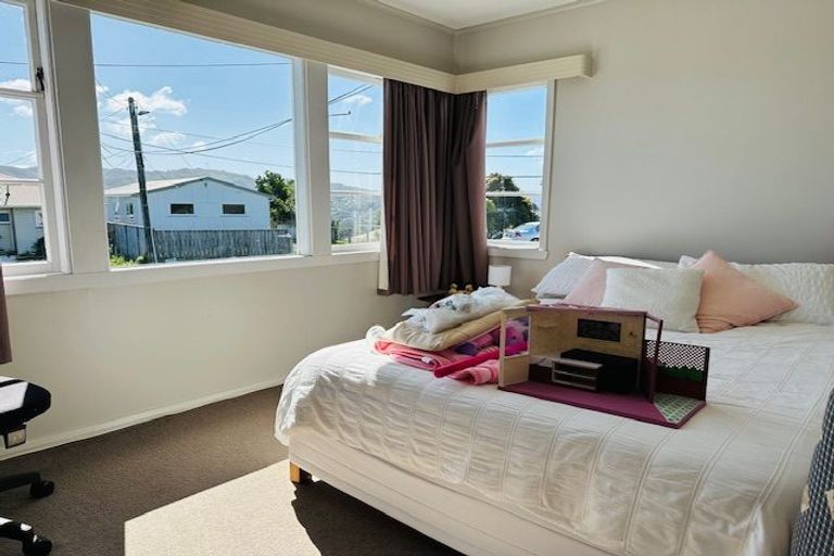 Photo of property in 111 Buckley Road, Southgate, Wellington, 6023