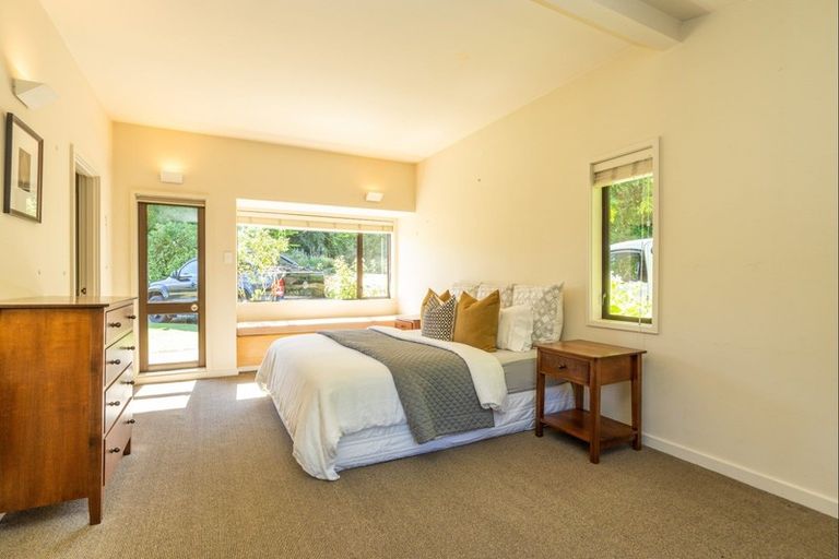Photo of property in 9 Arrowtown-lake Hayes Road, Lake Hayes, Queenstown, 9371