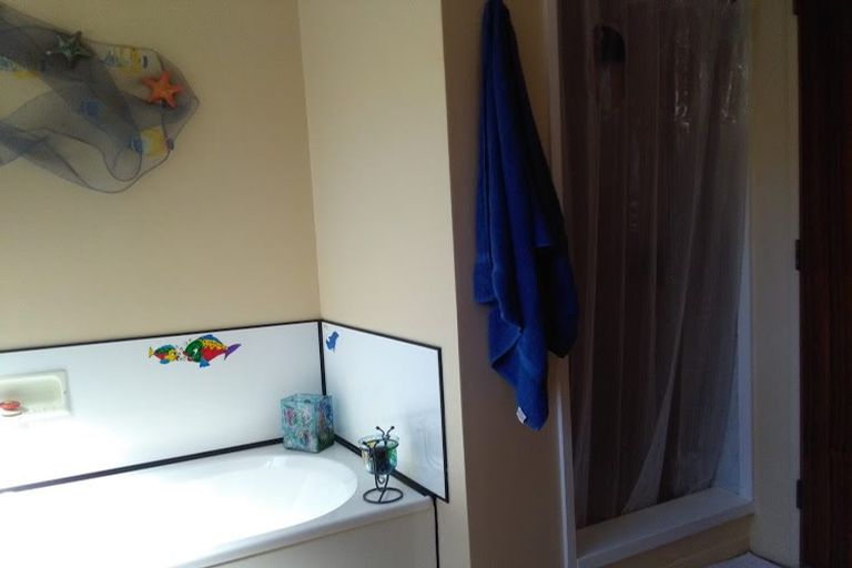 Photo of property in 24 Lupin Road, Otaki, 5512