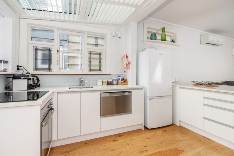 Photo of property in 7 Nicholas Street, Taradale, Napier, 4112