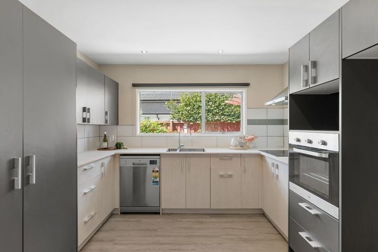 Photo of property in 21 Glenside Avenue, Ilam, Christchurch, 8041