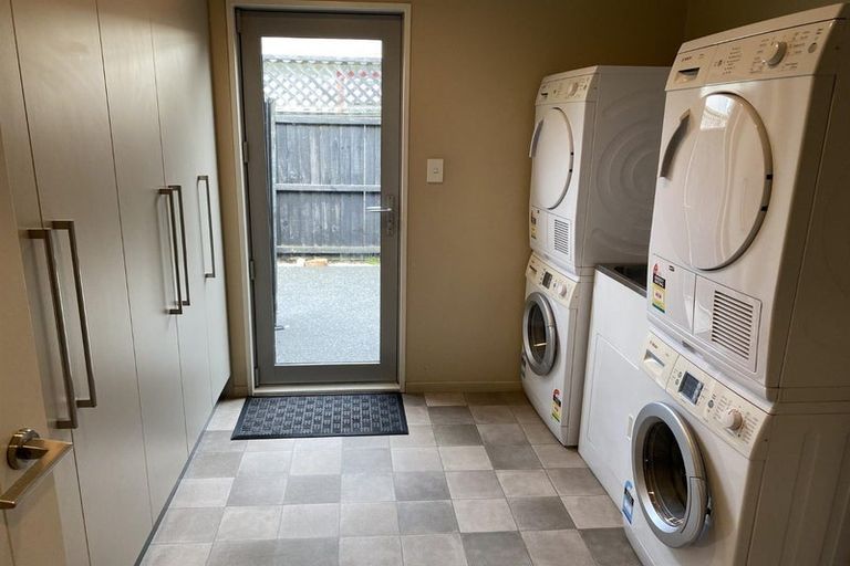 Photo of property in 53 Ilam Road, Upper Riccarton, Christchurch, 8041
