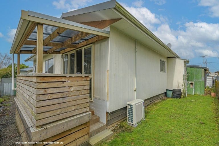Photo of property in 19 Seaforth Avenue, Milson, Palmerston North, 4414
