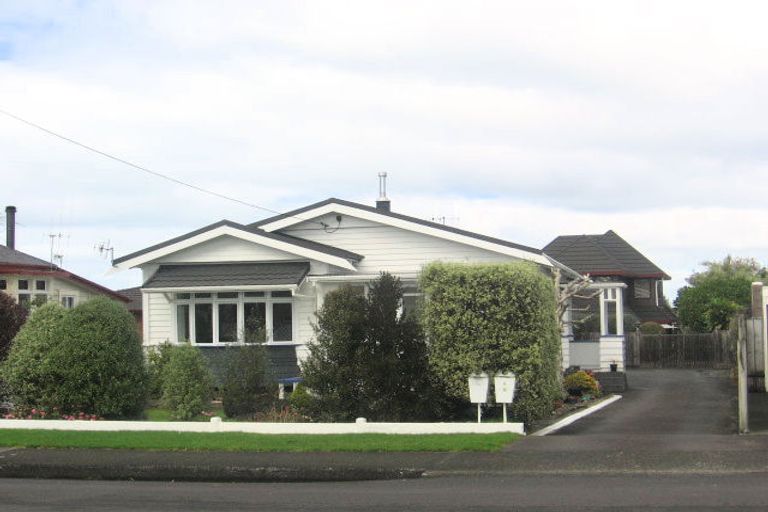 Photo of property in 1/4 Mair Street, Regent, Whangarei, 0112