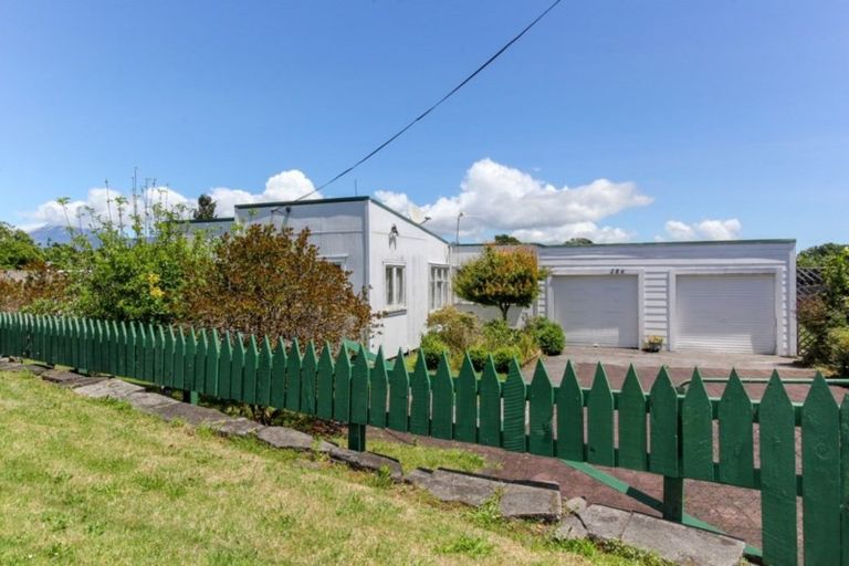 Photo of property in 286 Tukapa Street, Hurdon, New Plymouth, 4310