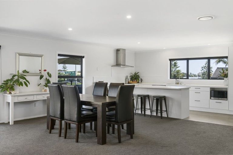 Photo of property in 26 Ocean View Road, Coastlands, Whakatane, 3120