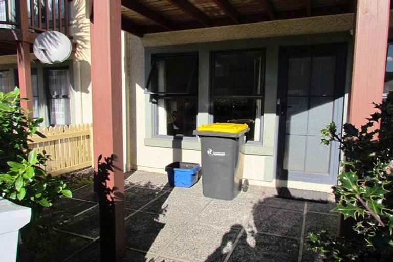 Photo of property in 15 Howe Street, North Dunedin, Dunedin, 9016