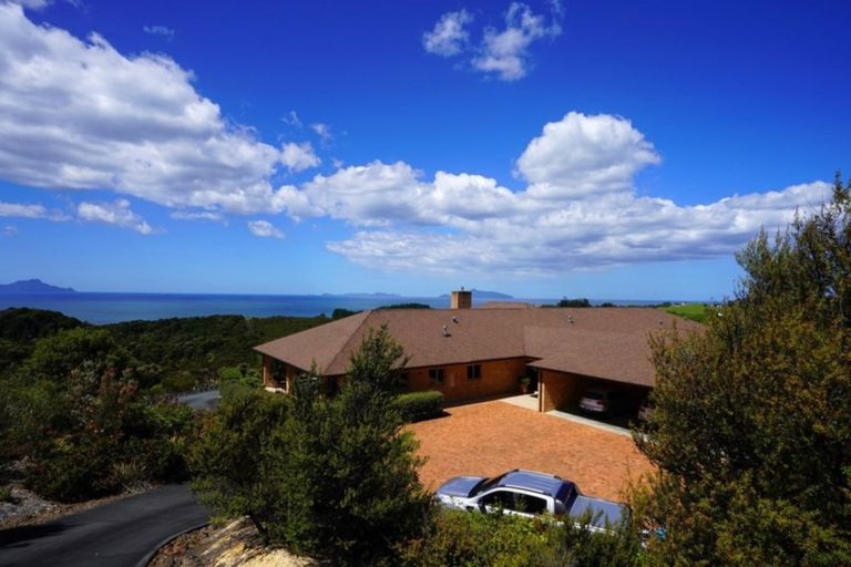 Photo of property in 978 Cove Road, Waipu, 0582