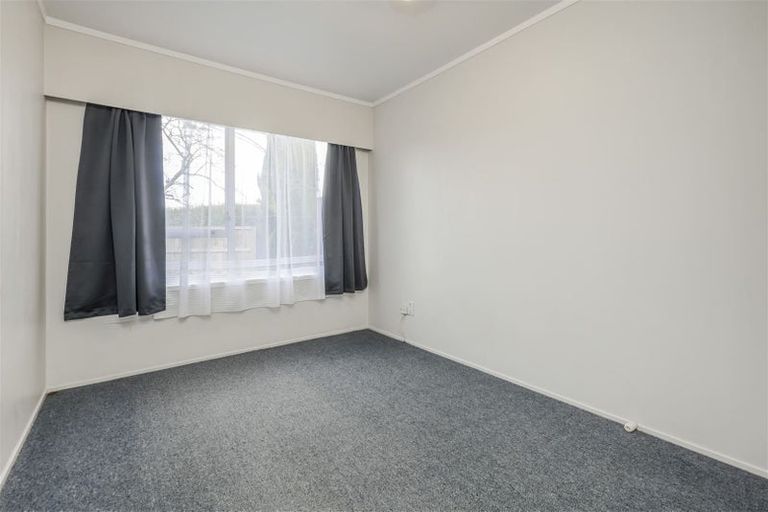 Photo of property in 1/10 Gloaming Place, Conifer Grove, Takanini, 2112