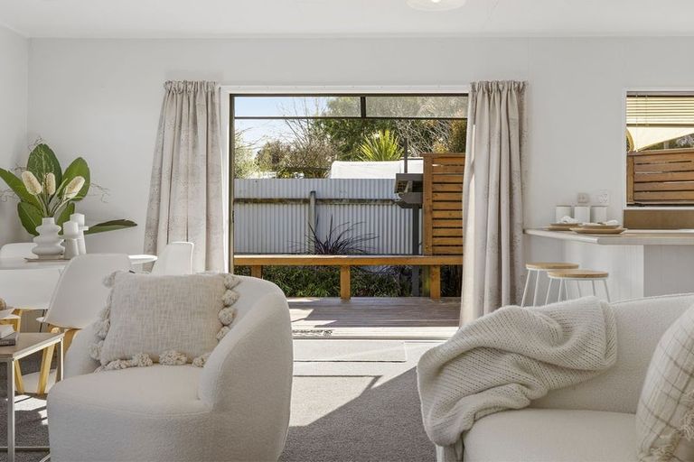 Photo of property in 2/10 Koha Road, Taupo, 3330