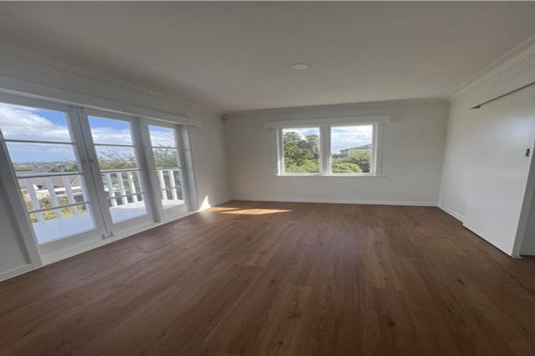 Photo of property in 31 Grassways Avenue, Pakuranga, Auckland, 2010