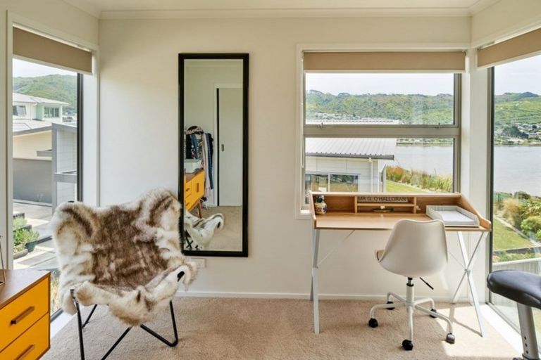 Photo of property in 14 Sue Dow Lane, Aotea, Porirua, 5024