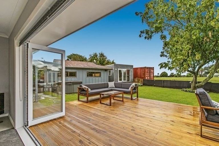 Photo of property in 231 Karaka Nth Road, Karaka, Papakura, 2580