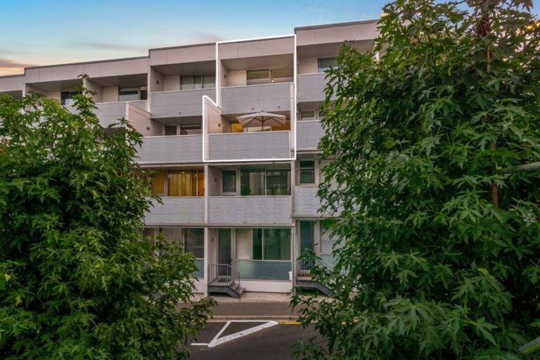 Photo of property in 16n Fisher-point Drive, Auckland Central, Auckland, 1010