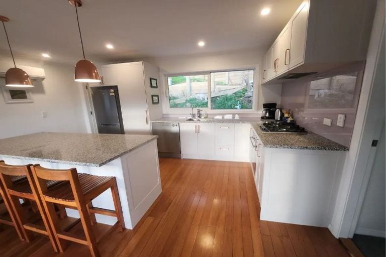 Photo of property in 14 Cluny Road, Plimmerton, Porirua, 5026