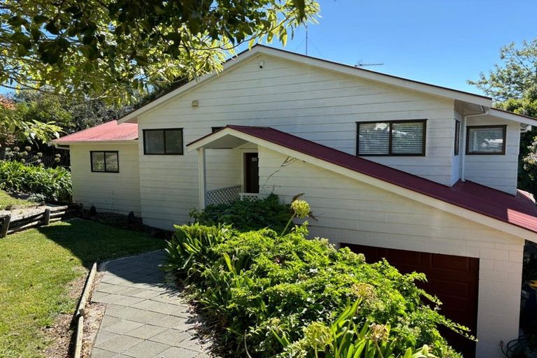 Photo of property in 42 Archers Road, Glenfield, Auckland, 0629