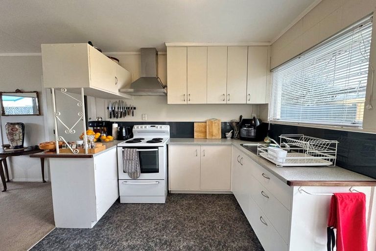 Photo of property in 21b Dickson Road, Papamoa Beach, Papamoa, 3118