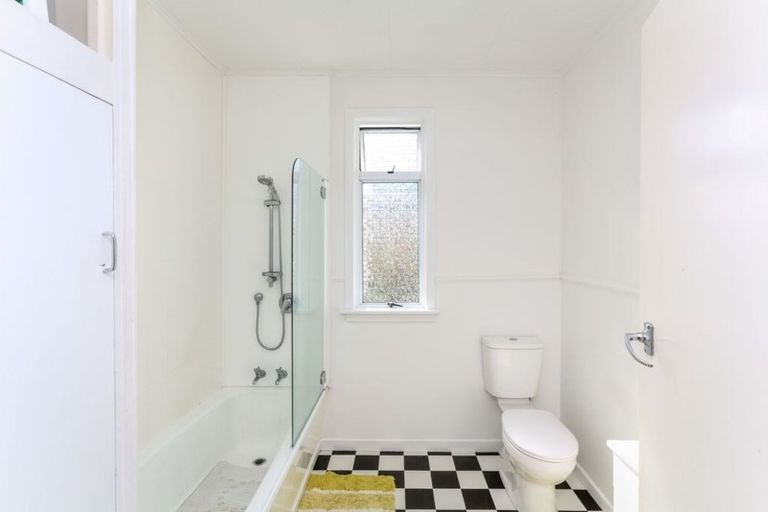 Photo of property in 59 Lorna Street, Lynmouth, New Plymouth, 4310