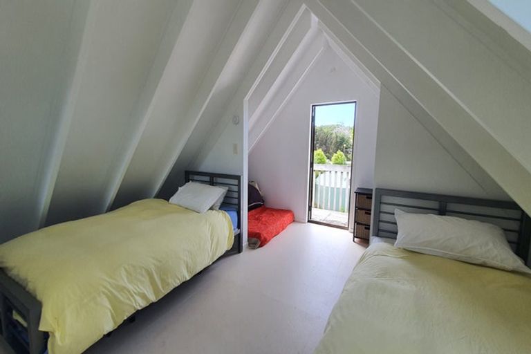 Photo of property in 3 Hall Head Road, Kawau Island, 0920